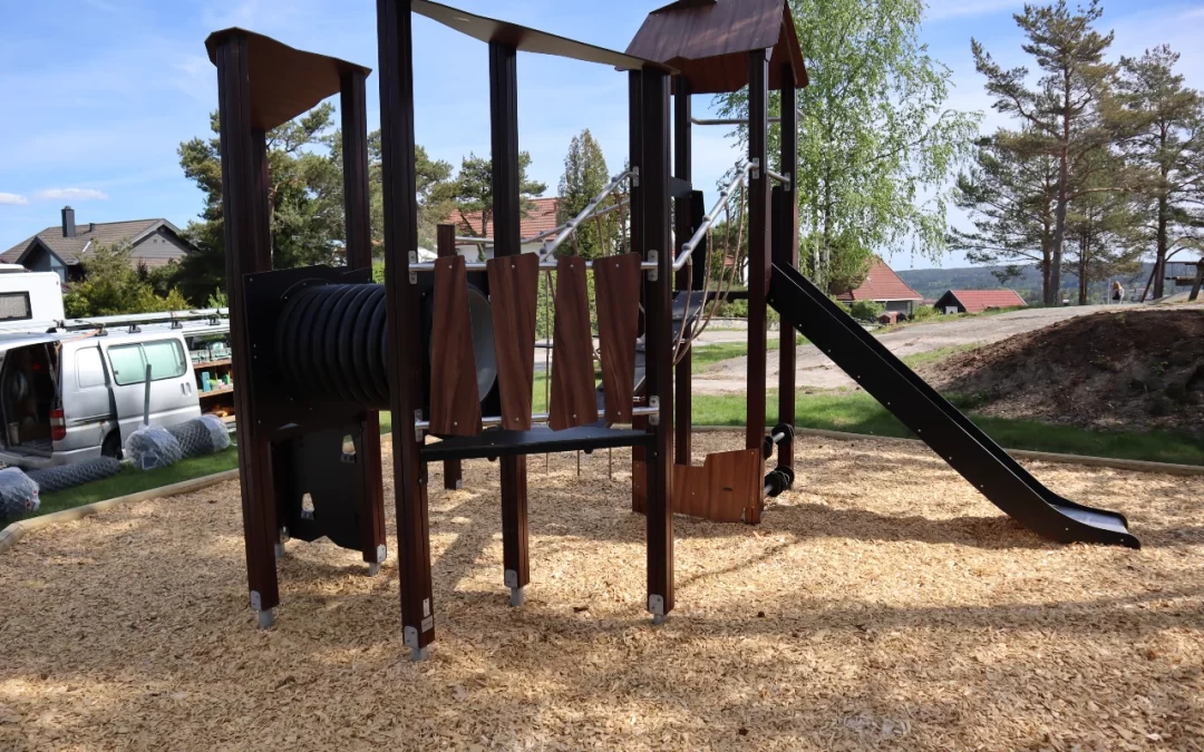 Danseberget velforening: Lekeplass