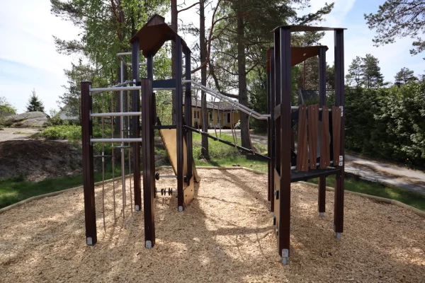 Spennende lekestativ for barn fra 3 år og oppover