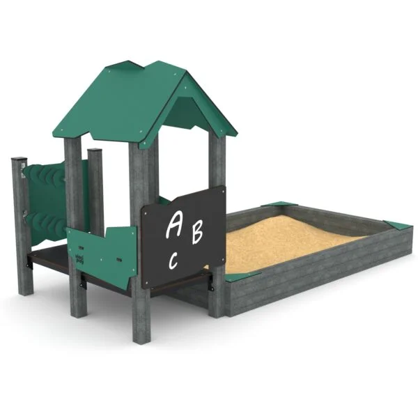 sandkasse med lekehus i miljøvennlige og vedlikeholdsfrie materialer