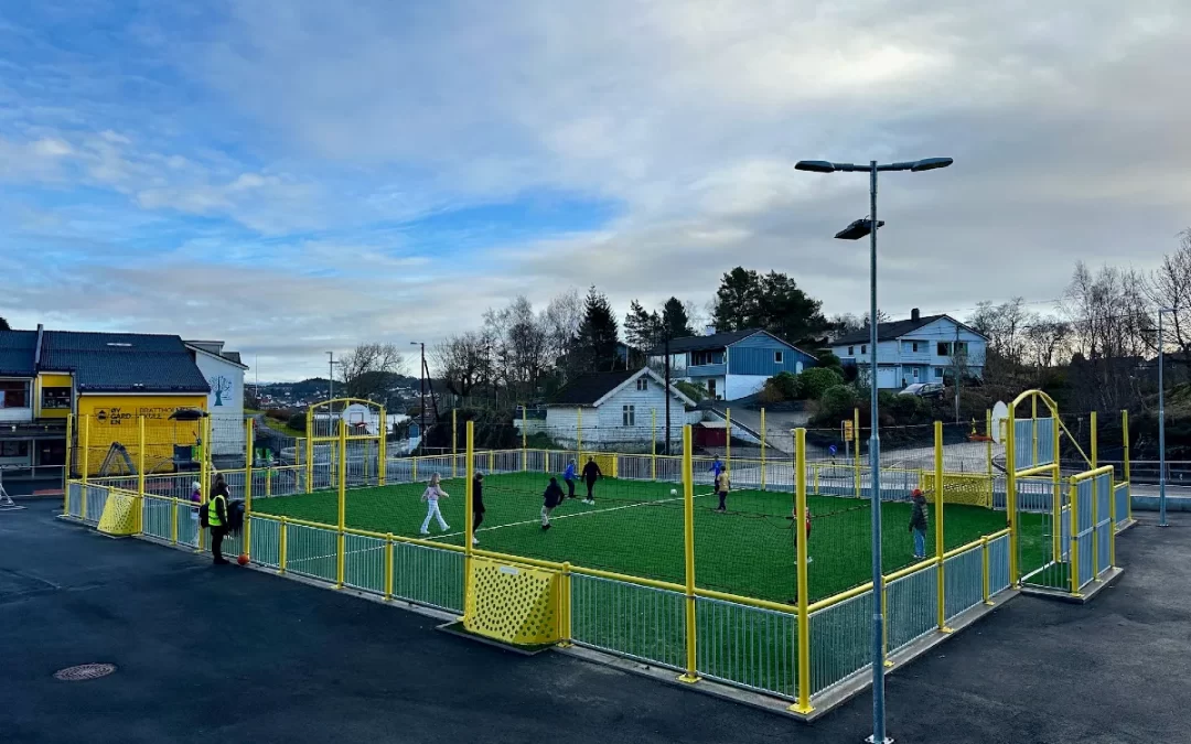 Brattholmen skule: Moovmentbingen