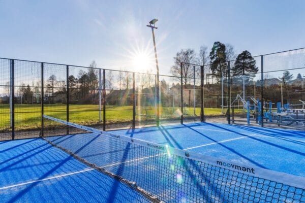 Utendørs padeltennisbane